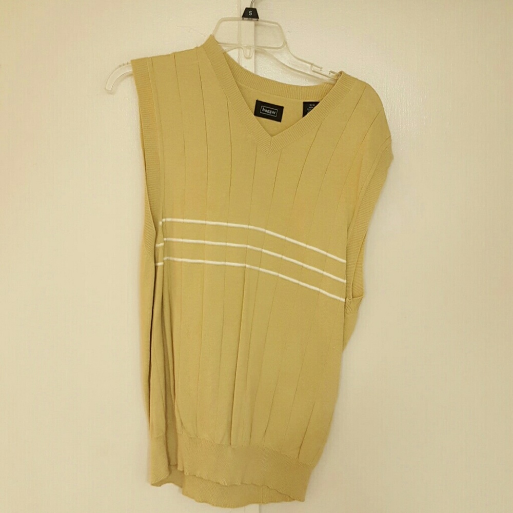 Haggar Beige Sleeveless Sweater